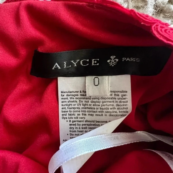 Alyce evening gown - Picture 5 of 9